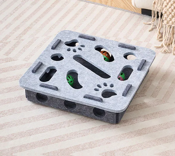 Cat Toy Puzzle Box - Keep Your Cat Active & Entertained